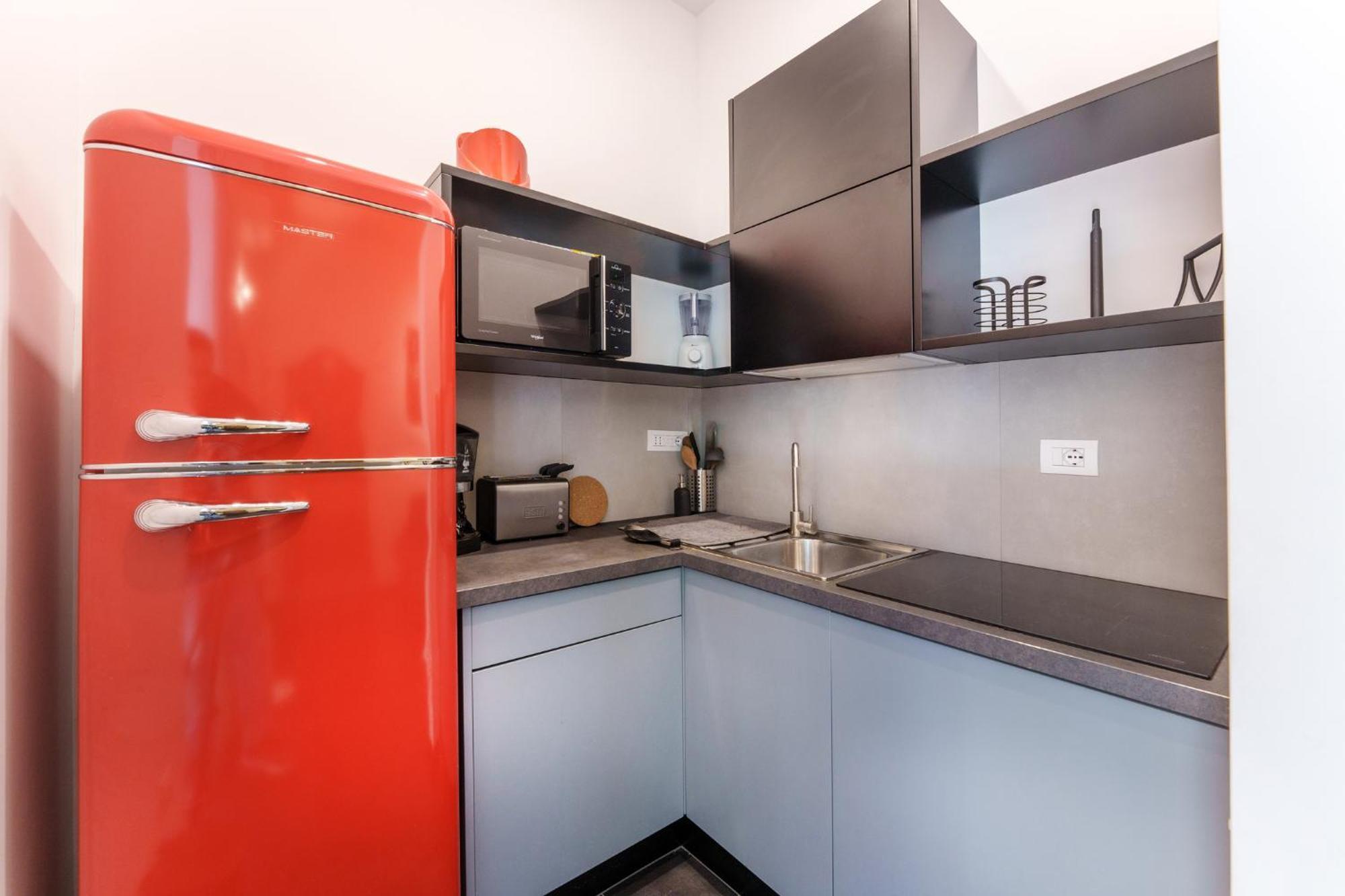 Casa Sasu - Design Modern Apartment เนเปิลส์ ภายนอก รูปภาพ